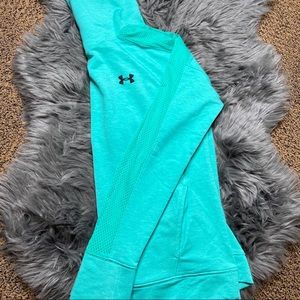 NWT Under Armour Fleece Sweatshirt size M